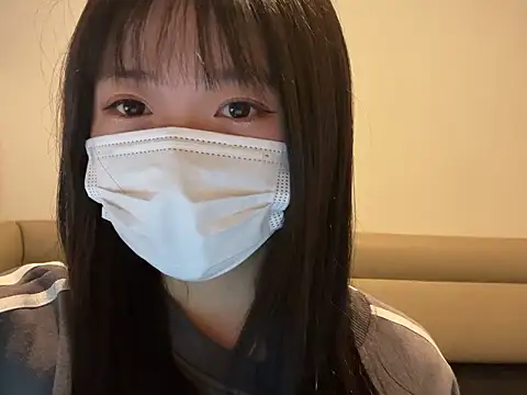 Snapshot of kirari_ch chatting on 11.12.25 kirari ch online show from 11.12.25