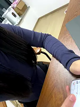 Snapshot of VVCC852 chatting on 11.06.25 VVCC852 online show from 11.06.25