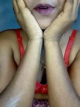 Snapshot of Neha533 chatting on 11.02.25 Neha533 online show from 11.02.25