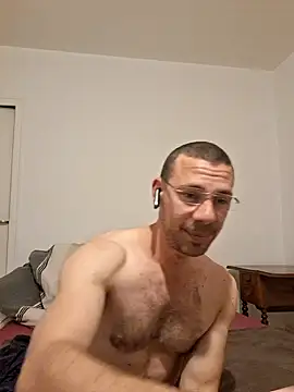 Snapshot of sucemoila77 chatting on 11.03.25 sucemoila77 online show from 11.03.25