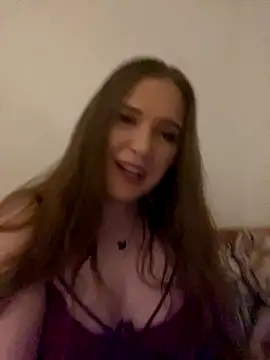 Snapshot of LiahLovexoxx chatting on 11.14.25 LiahLovexoxx online show from 11.14.25