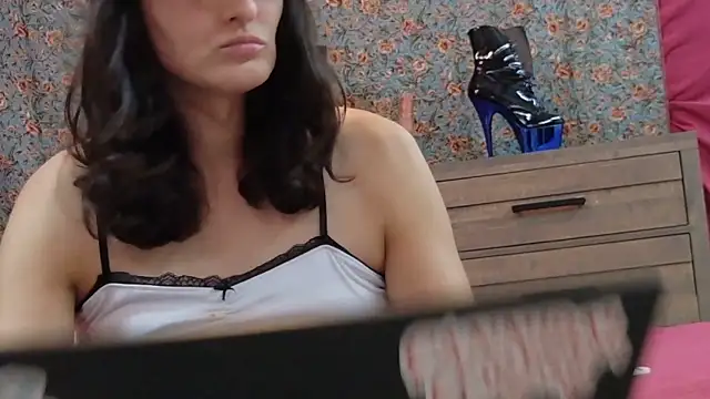 Snapshot of cuntspirit669 chatting on 11.04.25 cuntspirit669 online show from 11.04.25