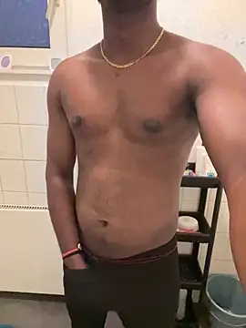 Snapshot of Unga30 chatting on 11.03.25 Unga30 online show from 11.03.25