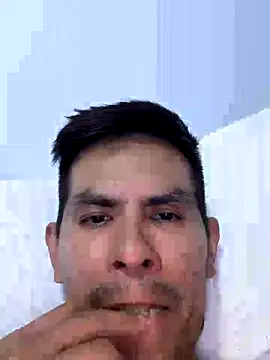 Snapshot of brito2026 chatting on 11.03.25 brito2026 online show from 11.03.25