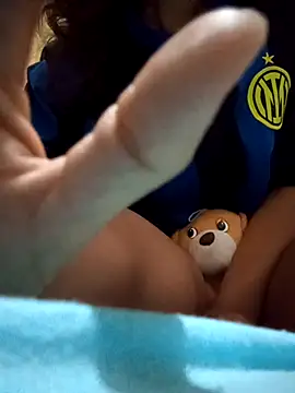 Snapshot of Morenaizzy chatting on 11.05.25 Morenaizzy online show from 11.05.25