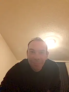 Snapshot of FrancescoLatino chatting on 11.14.25 FrancescoLatino online show from 11.14.25