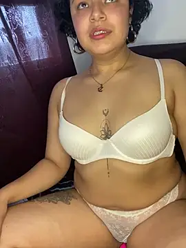 Snapshot of -1sammy chatting on 11.10.25 -1sammy online show from 11.10.25