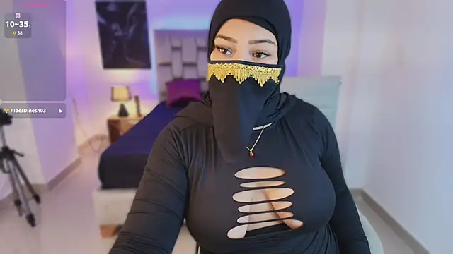 Snapshot of samiraa_haalem chatting on 11.07.25 samiraa haalem online show from 11.07.25