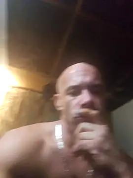 Snapshot of Cootercrammer69 chatting on 11.17.25 Cootercrammer69 online show from 11.17.25