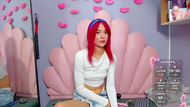 Snapshot of luci_miller chatting on 11.14.25 luci miller online show from 11.14.25