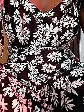 Snapshot of Rihasna chatting on 11.05.25 Rihasna online show from 11.05.25