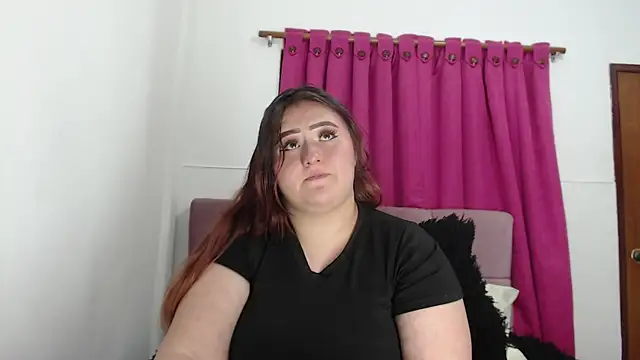 Snapshot of Miiss--Start chatting on 11.11.25 Miiss--Start online show from 11.11.25