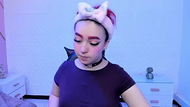 Snapshot of Dakkotta__ chatting on 11.12.25 Dakkotta online show from 11.12.25