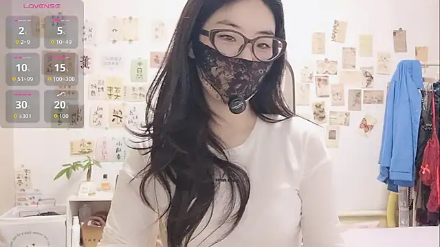 Snapshot of Ga2e-888 chatting on 11.08.25 Ga2e-888 online show from 11.08.25