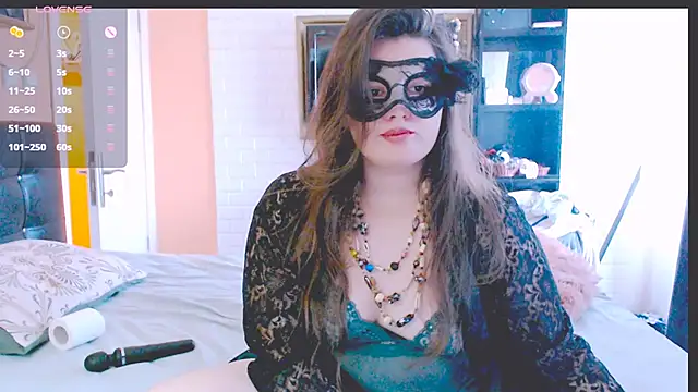 Snapshot of _bade_tasci_ chatting on 11.07.25 bade tasci online show from 11.07.25