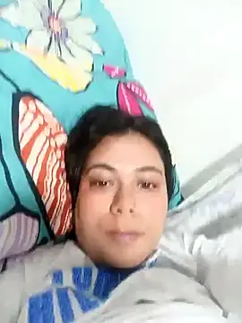 Snapshot of LorieFerrer chatting on 01.29.25 LorieFerrer online show from 01.29.25