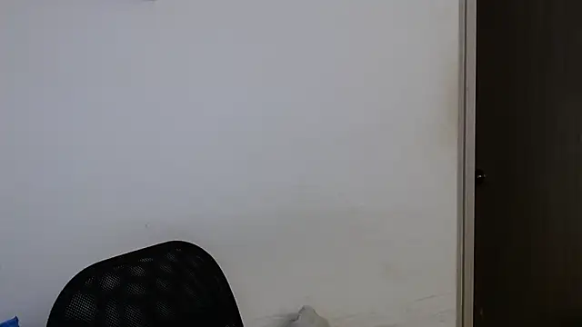 Snapshot of LorieFerrer chatting on 03.08.25 LorieFerrer online show from 03.08.25