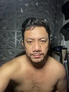 Snapshot of Poyslams chatting on 11.08.25 Poyslams online show from 11.08.25