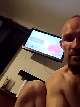 Snapshot of Fraser23 chatting on 11.14.25 Fraser23 online show from 11.14.25