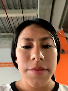 Snapshot of Katherinm chatting on 11.11.25 Katherinm online show from 11.11.25