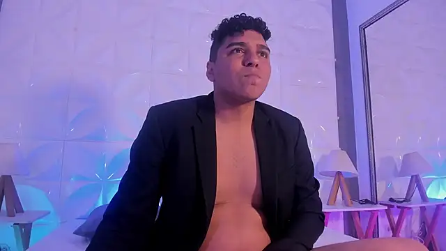 Snapshot of Tony_Rios_ chatting on 11.13.25 Tony Rios online show from 11.13.25