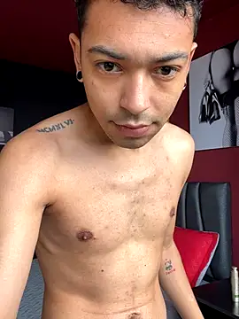 Snapshot of Imtavo chatting on 11.11.25 Imtavo online show from 11.11.25