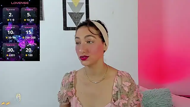 Snapshot of kirakay1 chatting on 11.12.25 kirakay1 online show from 11.12.25