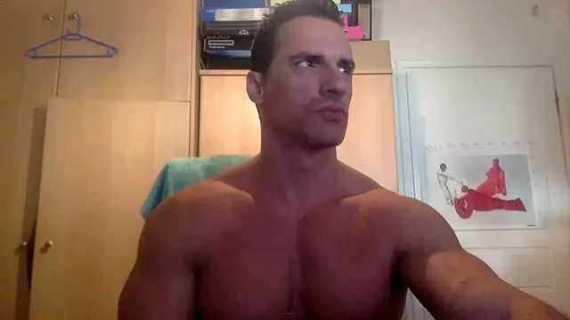 Snapshot of bubblemaleass35 chatting on 11.14.25 bubblemaleass35 online show from 11.14.25