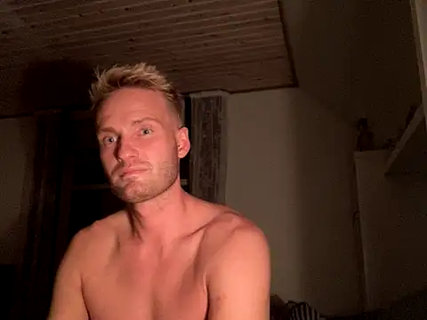 SUB-Blond online show from 11.13.25