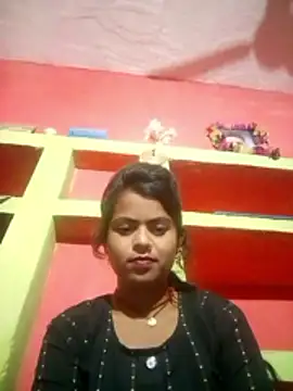 Snapshot of Kiranti_hot chatting on 11.12.25 Kiranti hot online show from 11.12.25