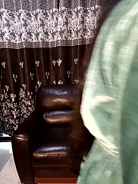 Snapshot of Angelic_Princess chatting on 11.16.25 Angelic Princess online show from 11.16.25