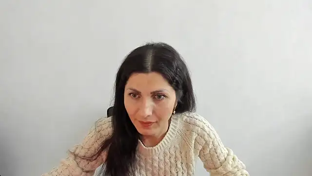 Snapshot of Isabeldolll chatting on 11.14.25 Isabeldolll online show from 11.14.25