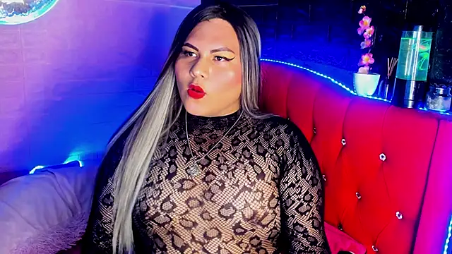 Snapshot of Chloe_Nasty chatting on 11.15.25 Chloe Nasty online show from 11.15.25