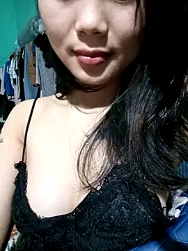 Snapshot of Lynk2x chatting on 11.14.25 Lynk2x online show from 11.14.25