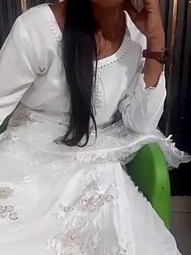 Snapshot of Piya_ji90 chatting on 11.15.25 Piya ji90 online show from 11.15.25