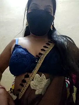 Snapshot of mahalaxmi_teluguammai chatting on 11.15.25 mahalaxmi teluguammai online show from 11.15.25