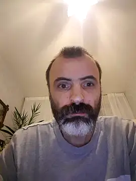 Snapshot of Artur50 chatting on 11.16.25 Artur50 online show from 11.16.25