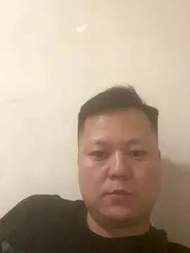 Snapshot of geenn- chatting on 11.15.25 geenn- online show from 11.15.25