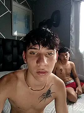 Snapshot of David_princess chatting on 11.17.25 David princess online show from 11.17.25