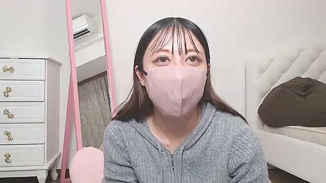 Snapshot of kana_Gcup chatting on 11.15.25 kana Gcup online show from 11.15.25