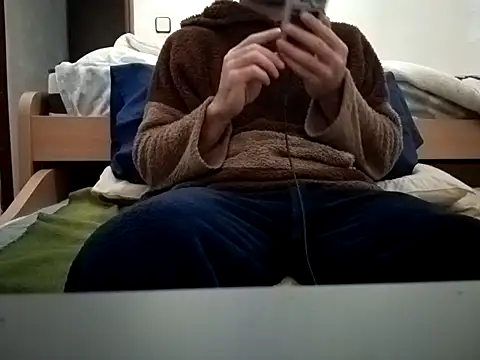 Snapshot of LindoCuerpo chatting on 11.17.25 LindoCuerpo online show from 11.17.25