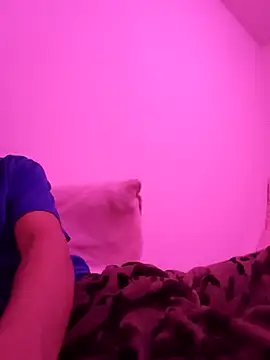 Snapshot of Kada020 chatting on 11.16.25 Kada020 online show from 11.16.25