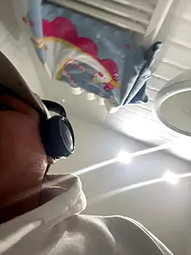 Pelotas2000 online show from 11.17.25