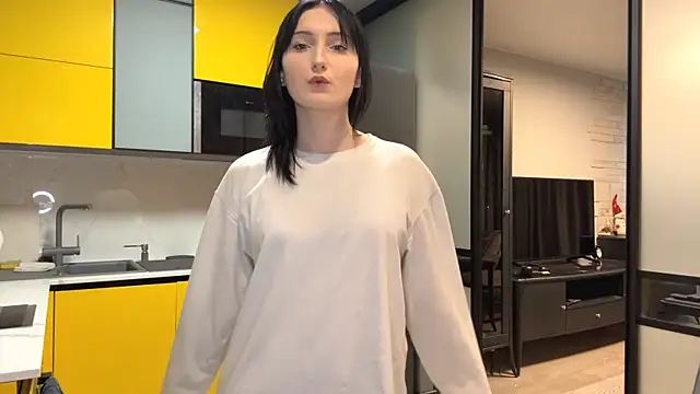 Snapshot of Nikaminion chatting on 11.19.25 Nikaminion online show from 11.19.25