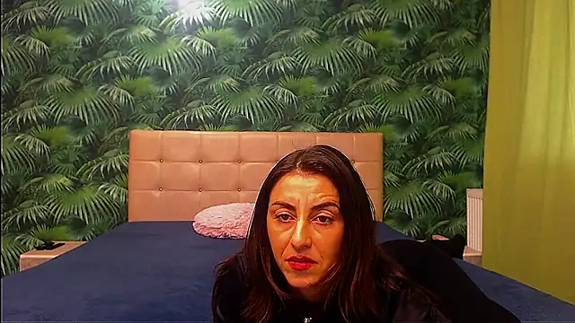 Snapshot of Stella_John chatting on 01.15.25 Stella John online show from 01.15.25