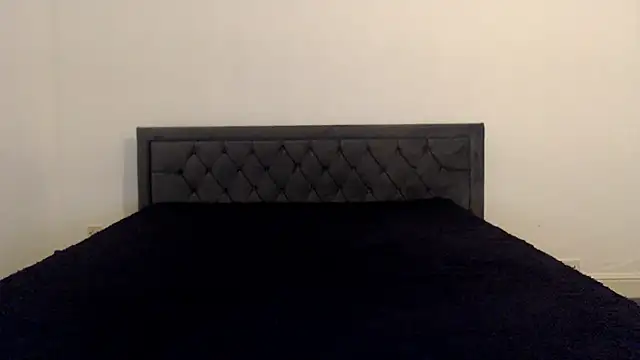 Snapshot of Stella_John chatting on 03.19.25 Stella John online show from 03.19.25