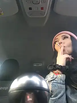 Snapshot of GoddessGeo chatting on 02.12.25 GoddessGeo online show from 02.12.25