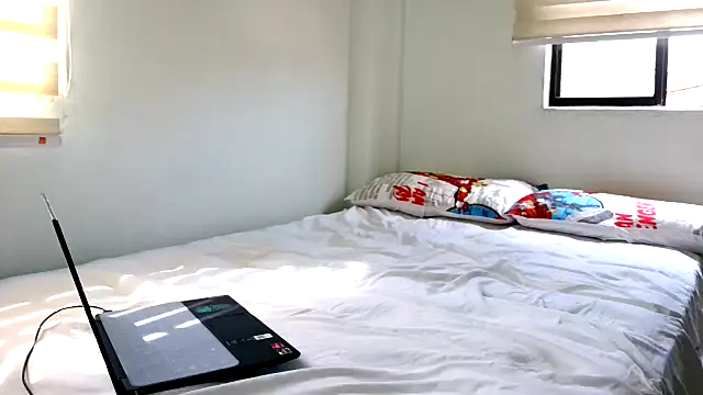 Snapshot of andrew_1520 chatting on 11.10.25 andrew 1520 online show from 11.10.25