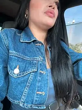 Snapshot of Sara_fun chatting on 01.16.25 Sara fun online show from 01.16.25