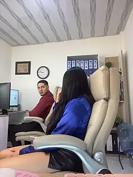 Snapshot of Sara_fun chatting on 09.30.25 Sara fun online show from 09.30.25